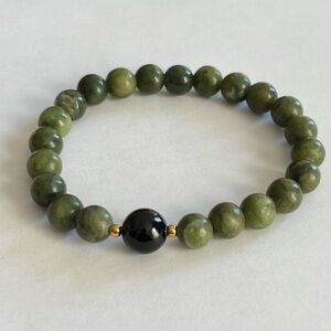 Olivine Jade Bracelet with onix accent.